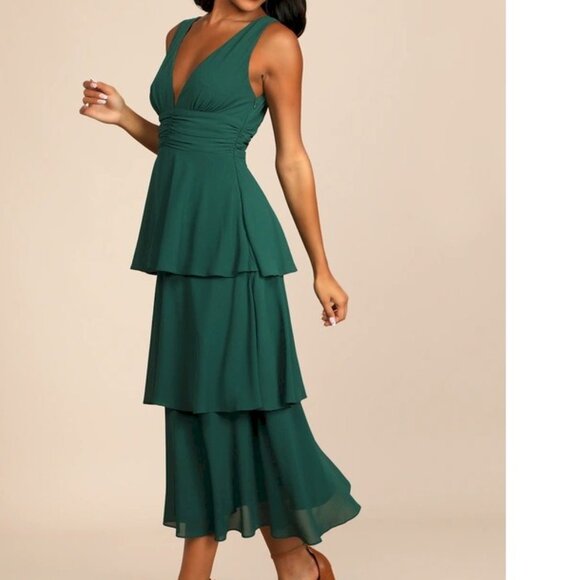Lulus Celebration Time Emerald Green Sleeveless Tiered Midi Dress XS NWOT - Picture 5 of 6